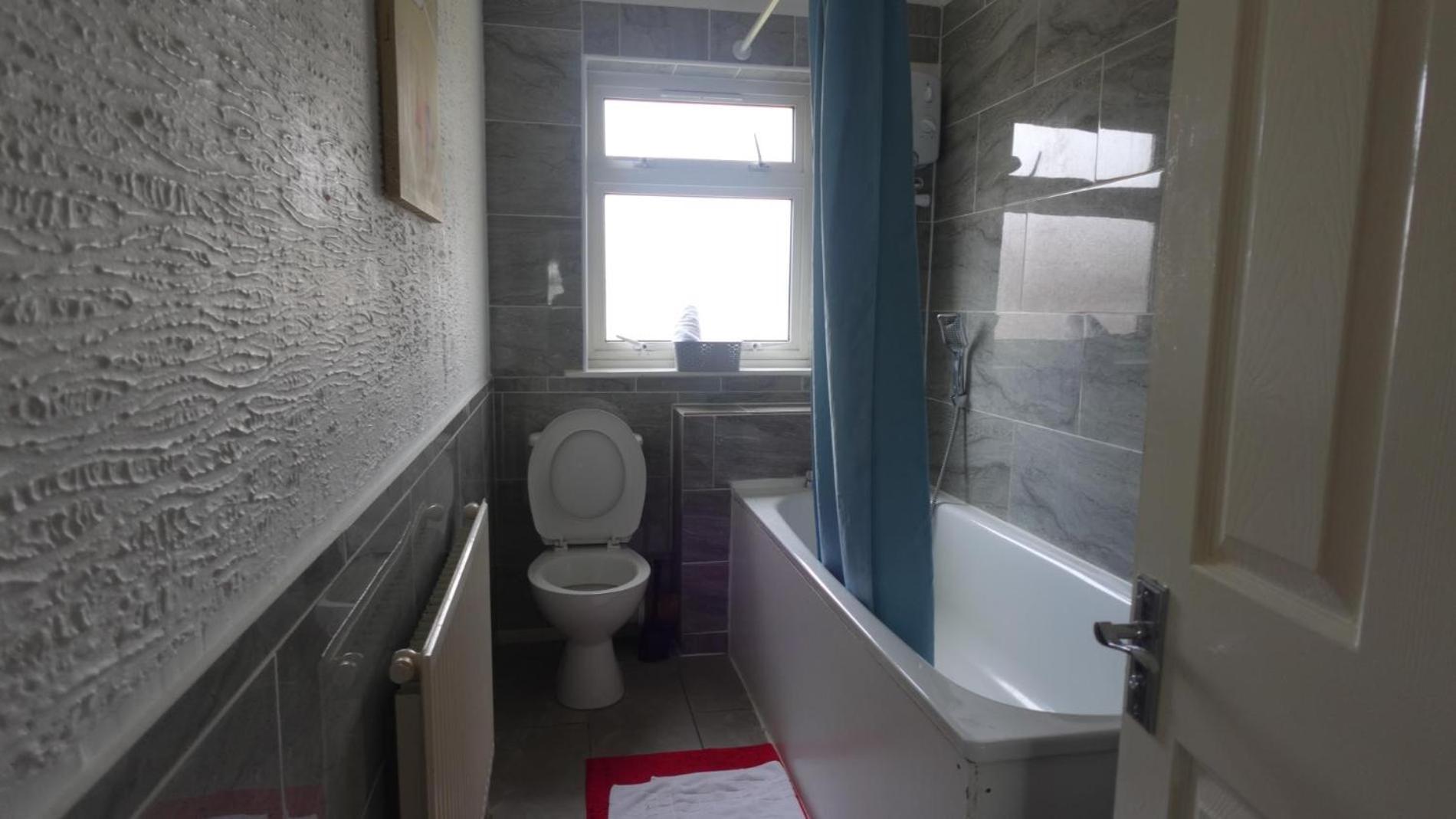Chelsea House-Huku Kwetu Dunstable-3 Bedroom House Houghton Regis ภายนอก รูปภาพ