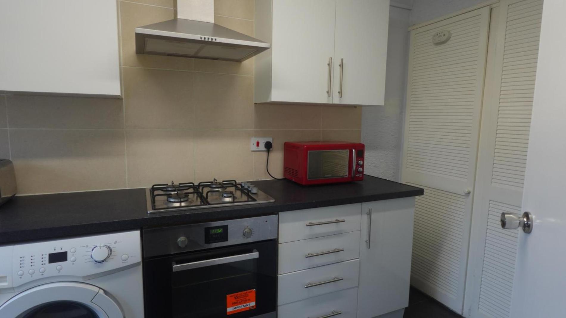Chelsea House-Huku Kwetu Dunstable-3 Bedroom House Houghton Regis ภายนอก รูปภาพ